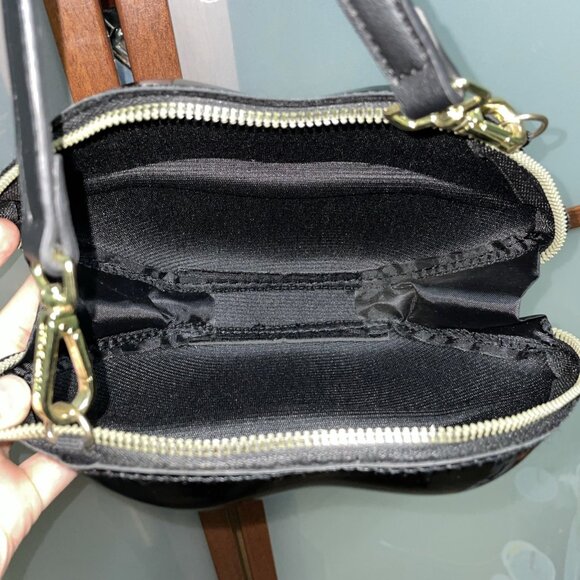 Steve Madden 3D Lips Shape Black PVC Convertible Crossbody Shoulder Bag Clutch - Picture 6 of 8